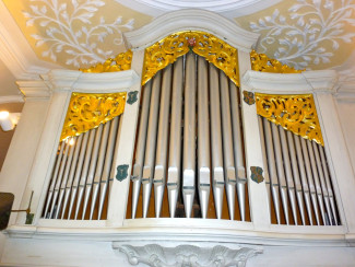 Orgel der St. Georgskirche in Regelsbach